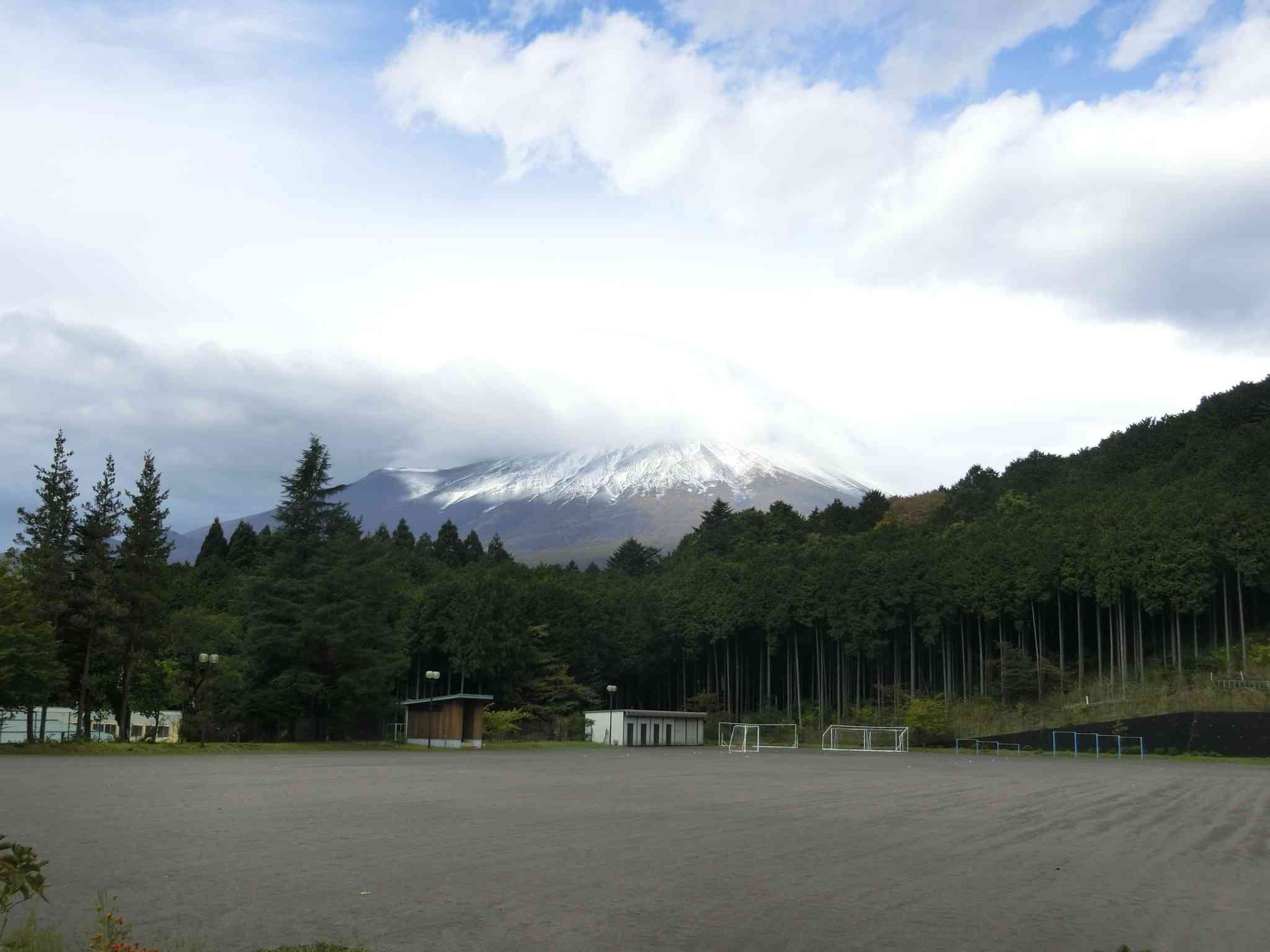 R8.10.30　初冠雪
